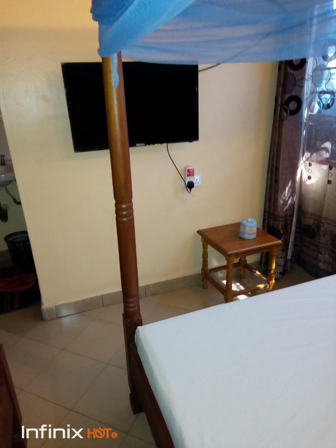 Mali Guest House Kisauni ภายนอก รูปภาพ